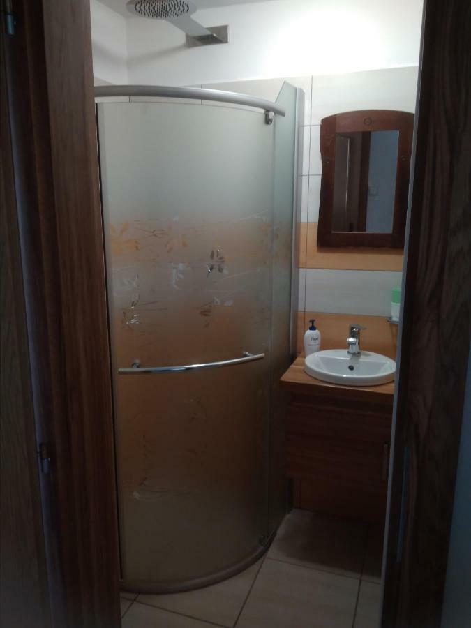 Ferienwohnung Dvur V Borovne Borovná Exterior foto